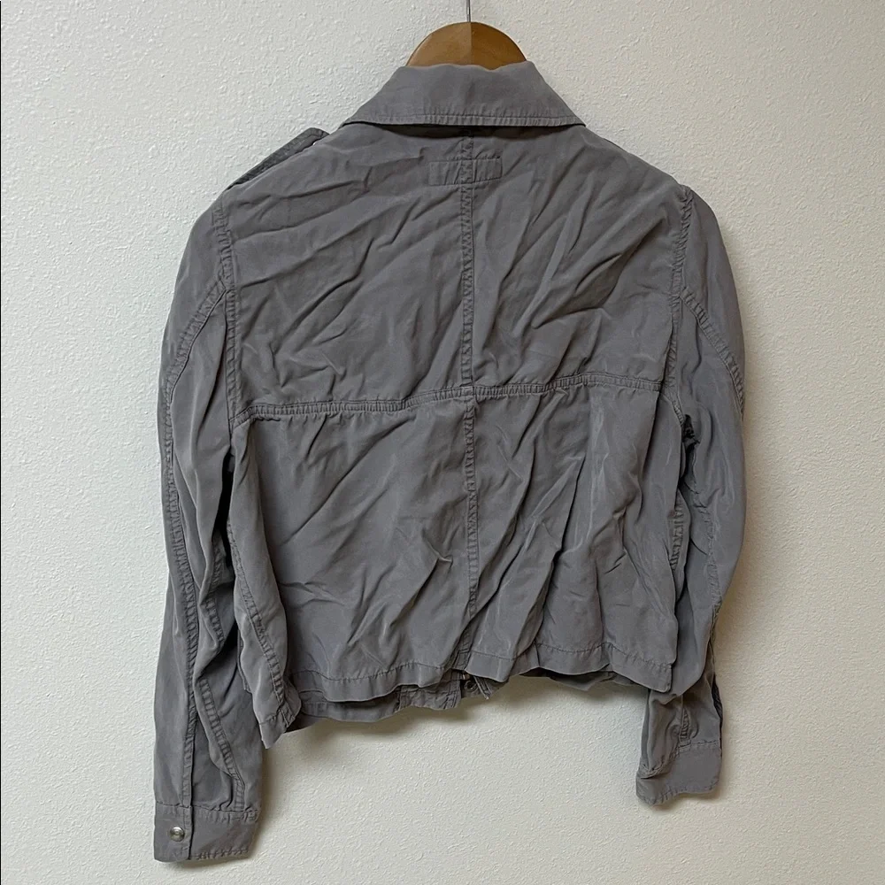 Blank NYC women’s Gray Bomber Jacket women’s size M - Picture 4 of 4